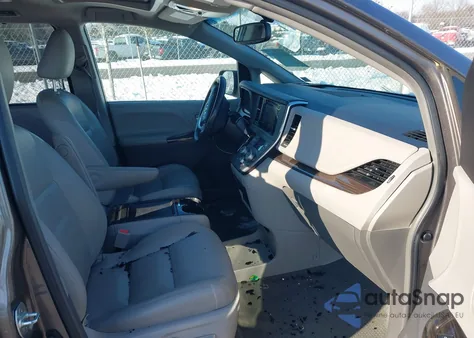 2017 Toyota Sienna Xle Premium 8 Passenger из США, поврежденный, VIN 5TDYZ3DC1HS793249